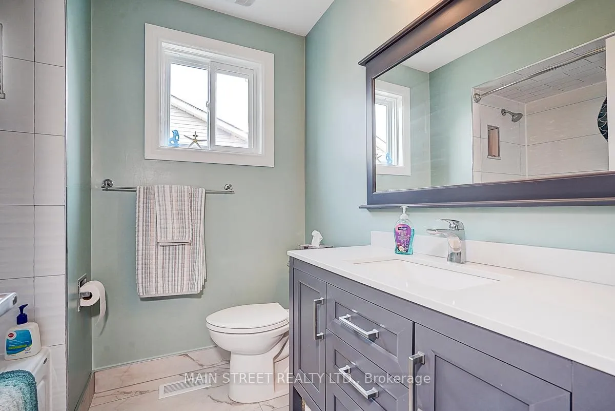 Photo 33 of 50 Spiers Crescent, Ajax, South East — HOMEH