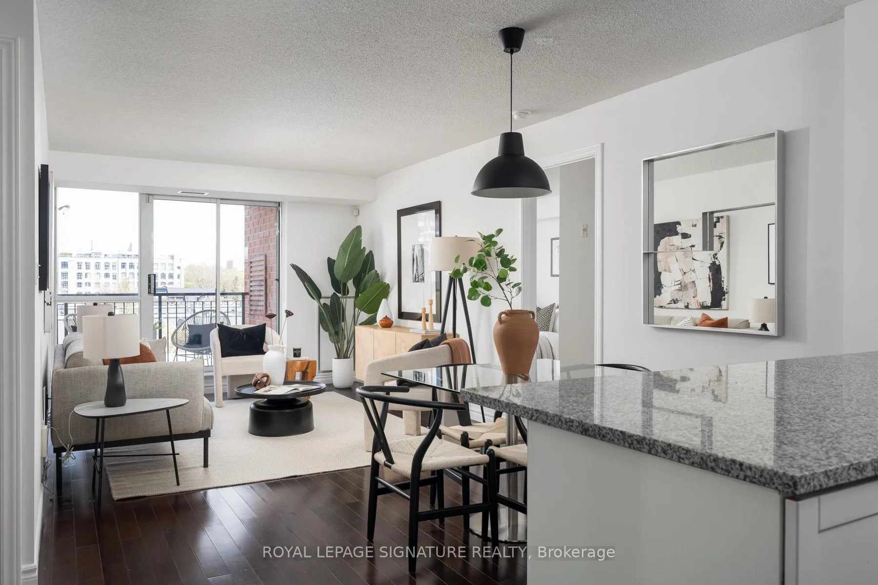 Photo 5 of Unit 621, 1000 King Street W, Toronto, Niagara — HOMEH