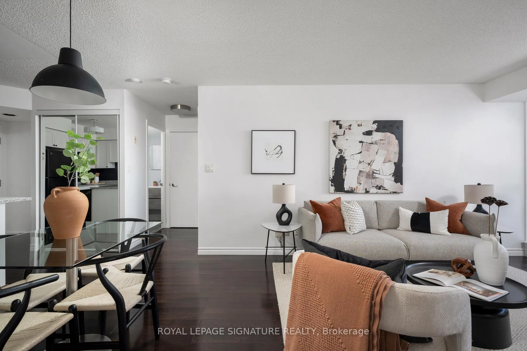 Photo 6 of Unit 621, 1000 King Street W, Toronto, Niagara — HOMEH