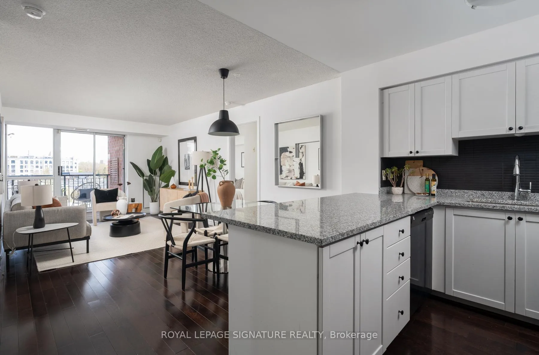 Photo 7 of Unit 621, 1000 King Street W, Toronto, Niagara — HOMEH