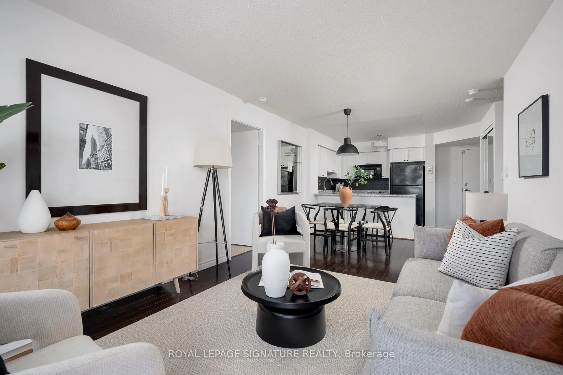 Photo 8 of Unit 621, 1000 King Street W, Toronto, Niagara — HOMEH