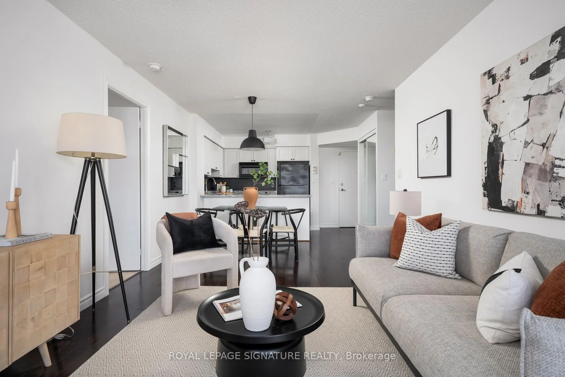 Photo 9 of Unit 621, 1000 King Street W, Toronto, Niagara — HOMEH