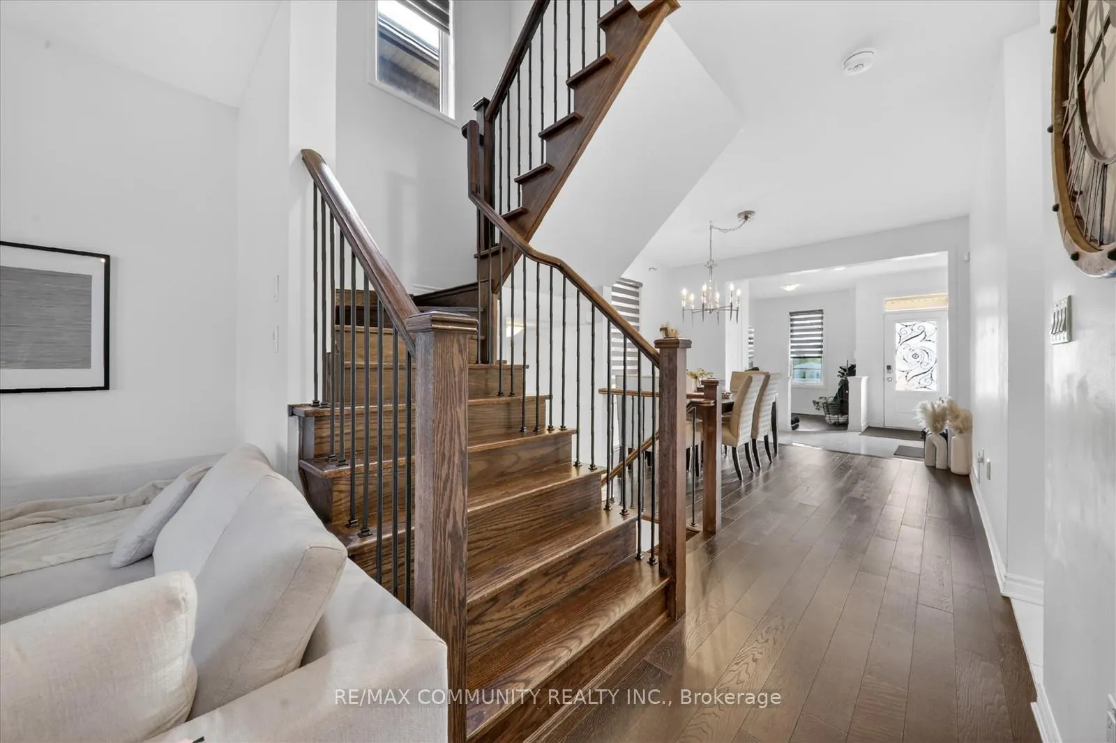 Photo 10 of 2725 Sapphire Drive, Pickering, Rural Pickering — HOMEH