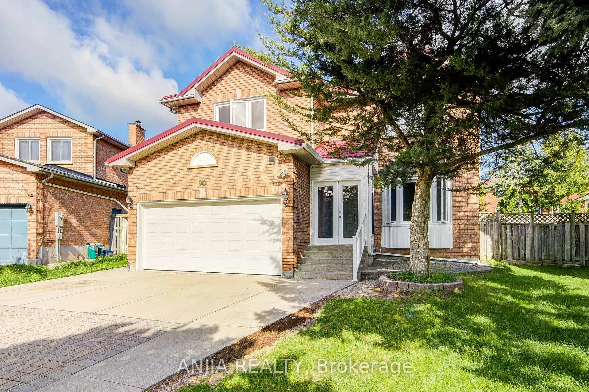 Photo 1 of 90 Olivewood Drive, Markham, Middlefield — HOMEH