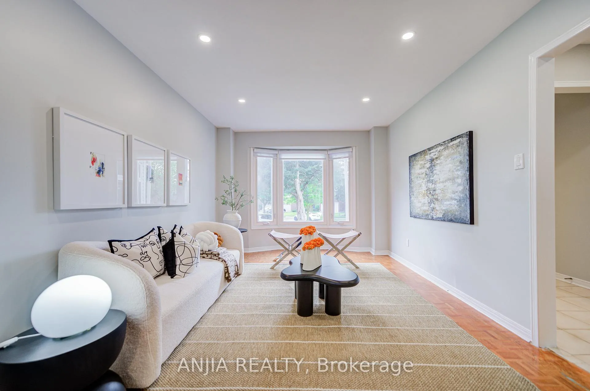 Photo 8 of 90 Olivewood Drive, Markham, Middlefield — HOMEH