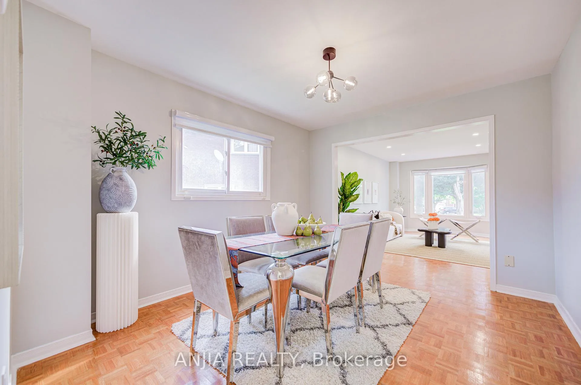 Photo 11 of 90 Olivewood Drive, Markham, Middlefield — HOMEH