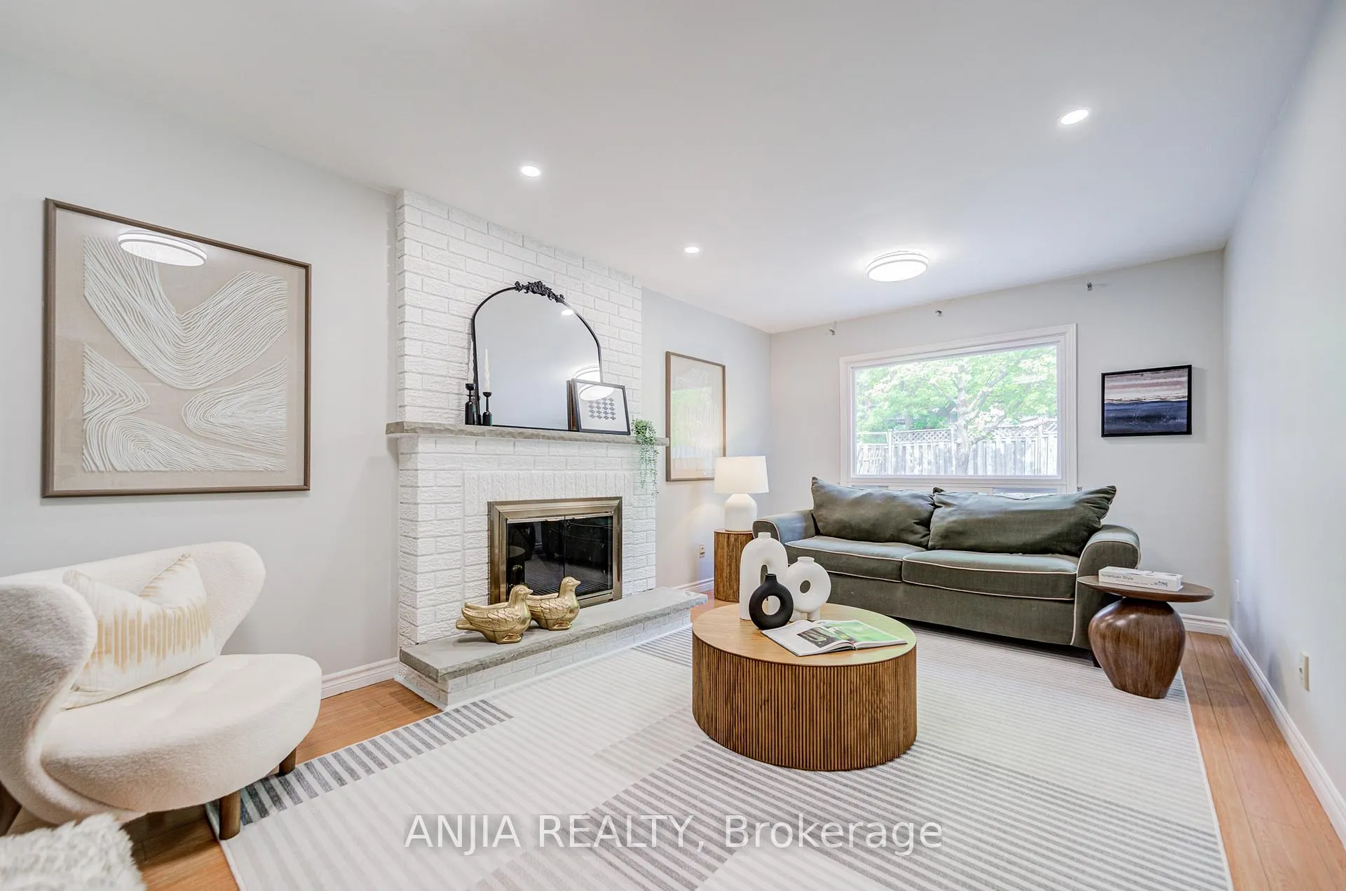 Photo 17 of 90 Olivewood Drive, Markham, Middlefield — HOMEH