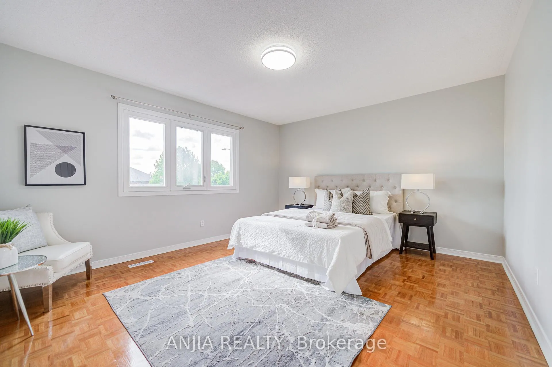 Photo 33 of 90 Olivewood Drive, Markham, Middlefield — HOMEH