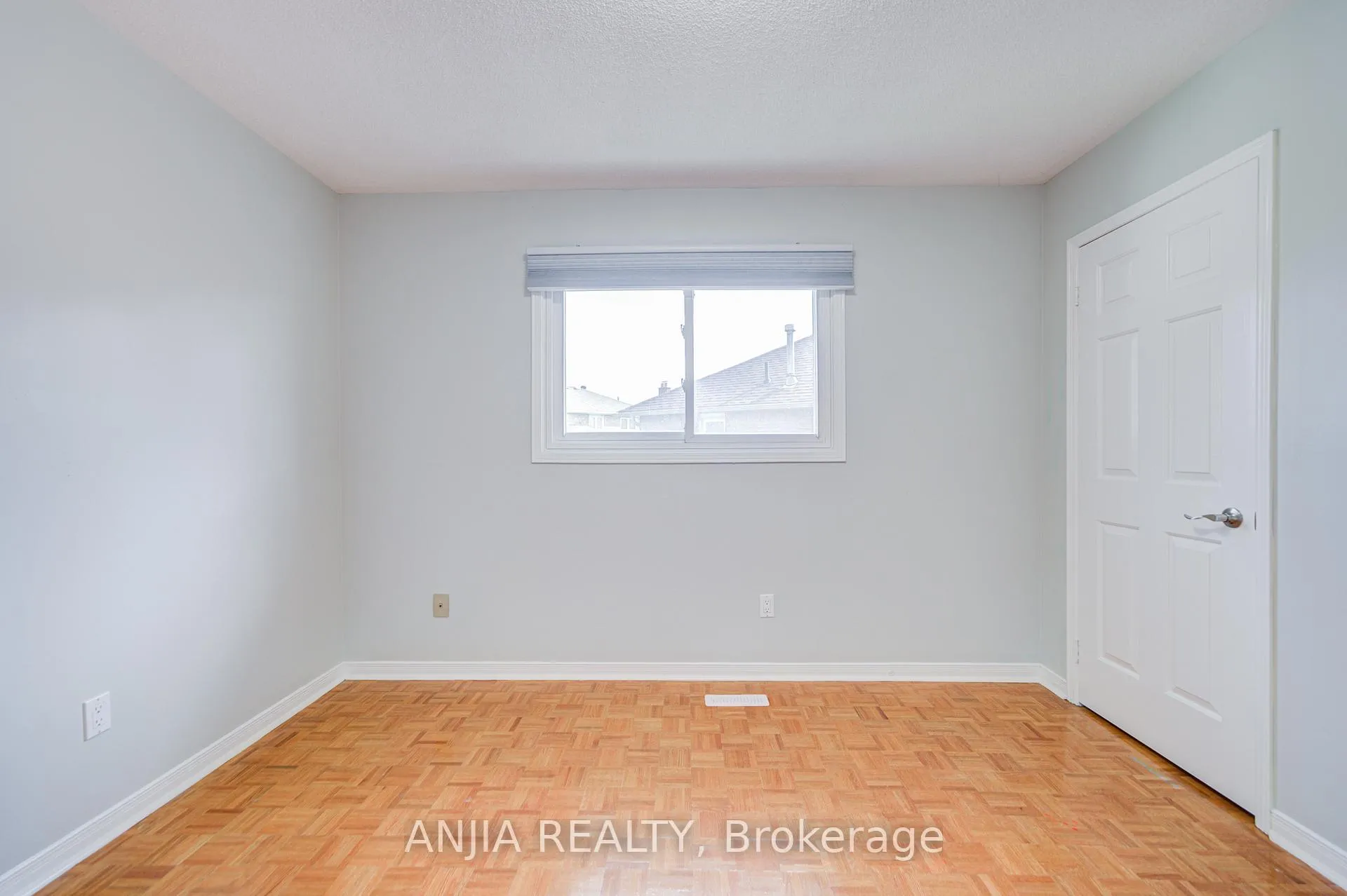 Photo 38 of 90 Olivewood Drive, Markham, Middlefield — HOMEH