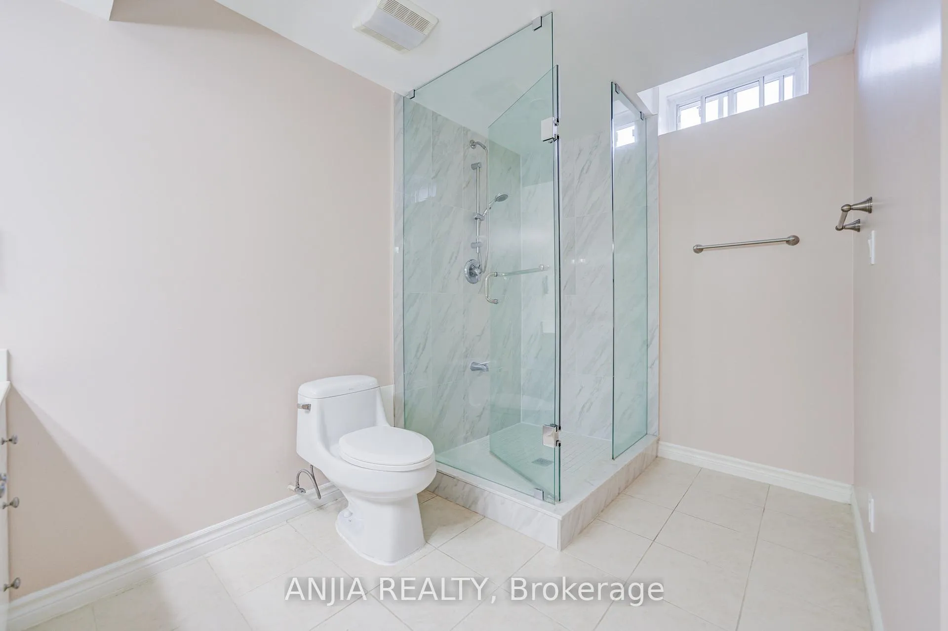 Photo 45 of 90 Olivewood Drive, Markham, Middlefield — HOMEH