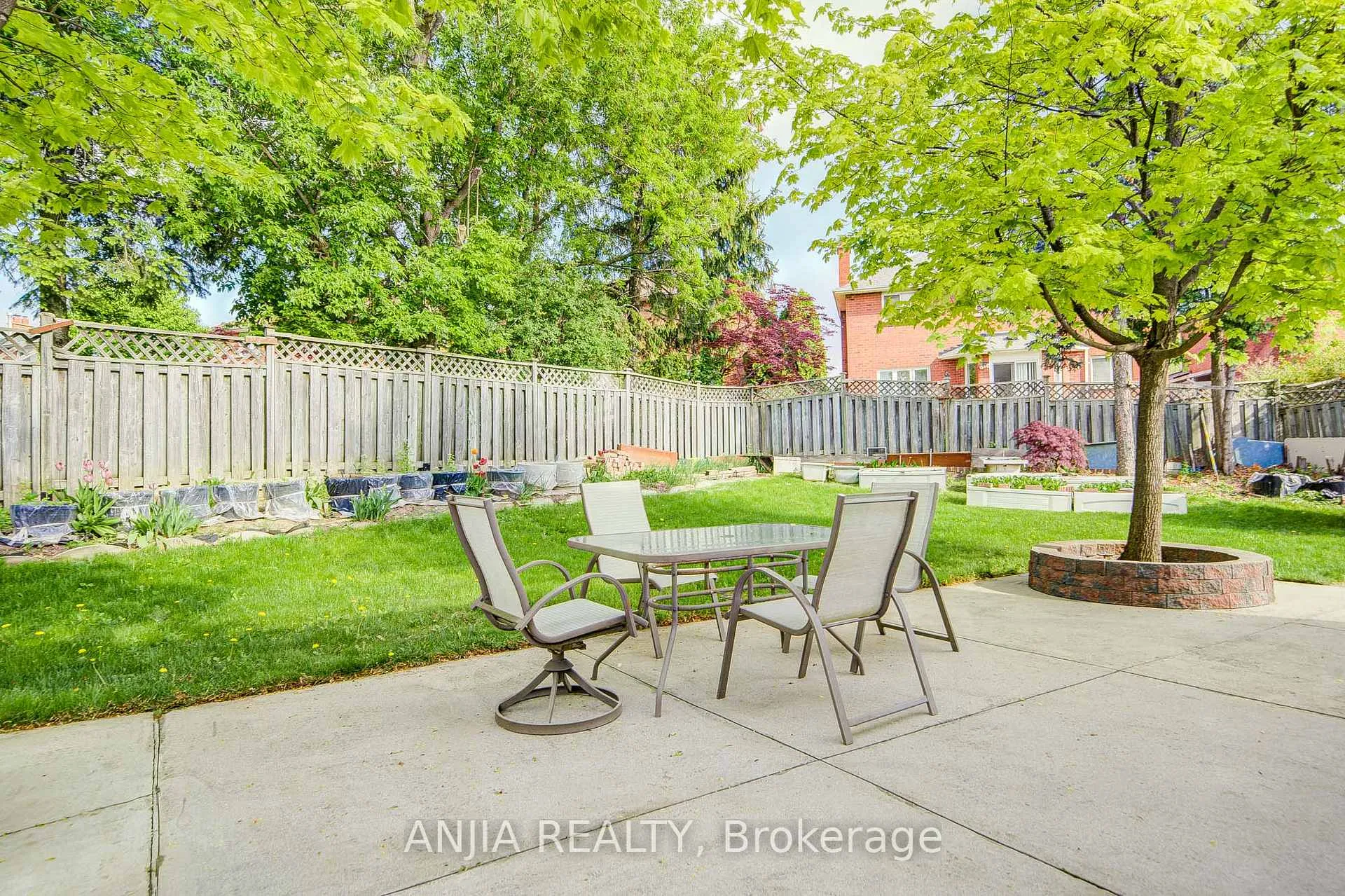 Photo 48 of 90 Olivewood Drive, Markham, Middlefield — HOMEH
