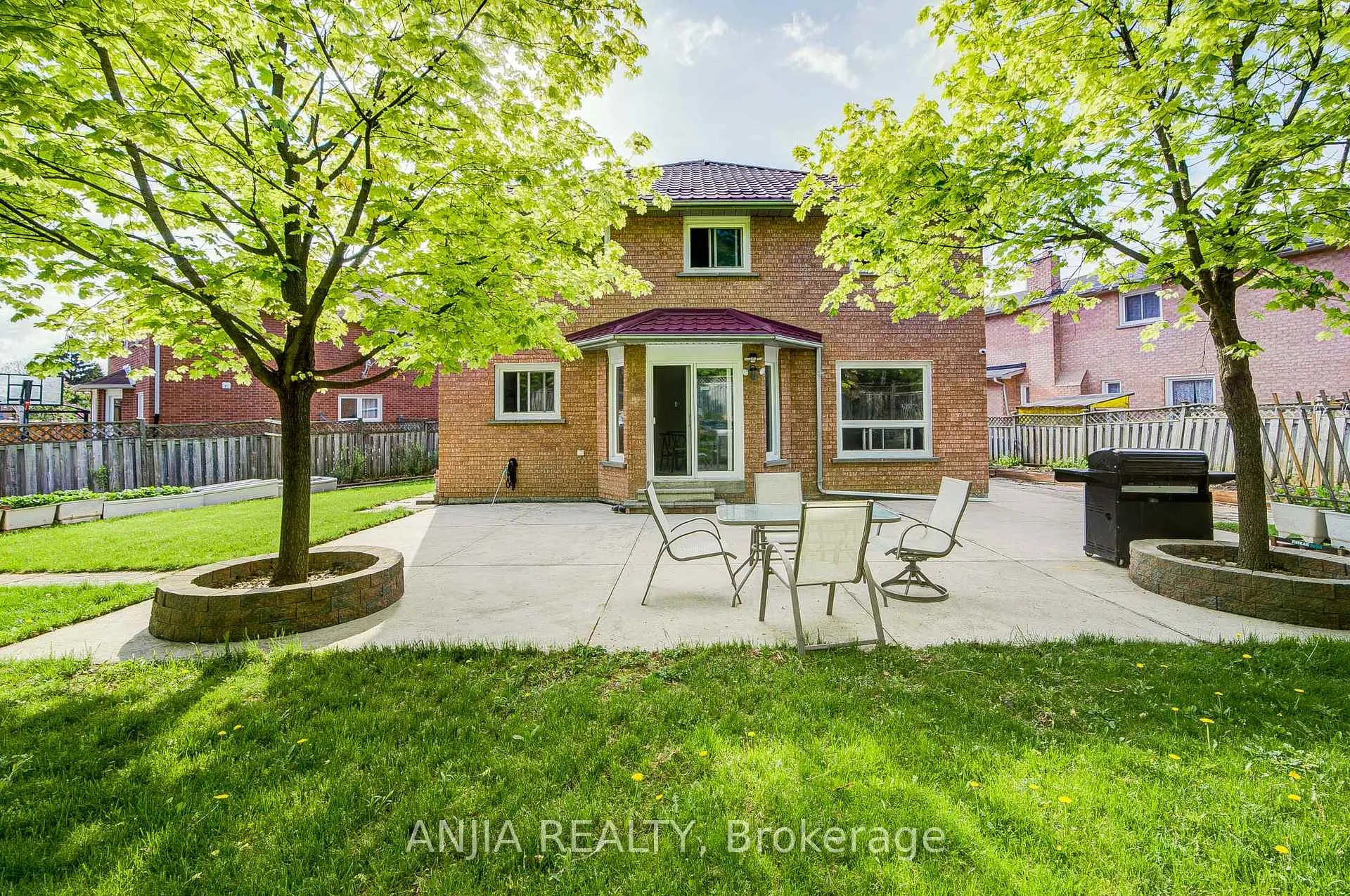 Photo 49 of 90 Olivewood Drive, Markham, Middlefield — HOMEH