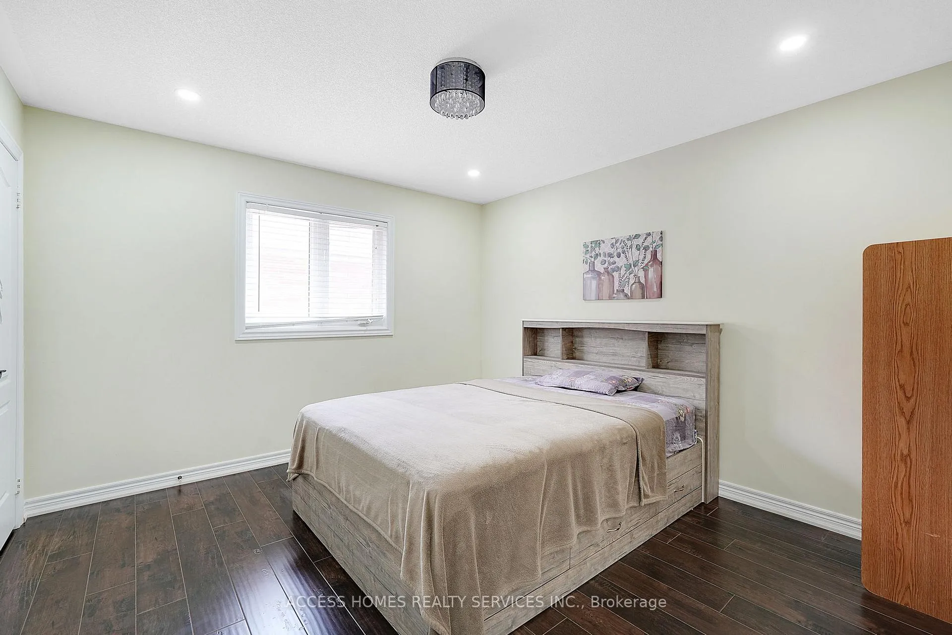 Photo 26 of 14 Fahey Drive, Brampton, Bram West — HOMEH