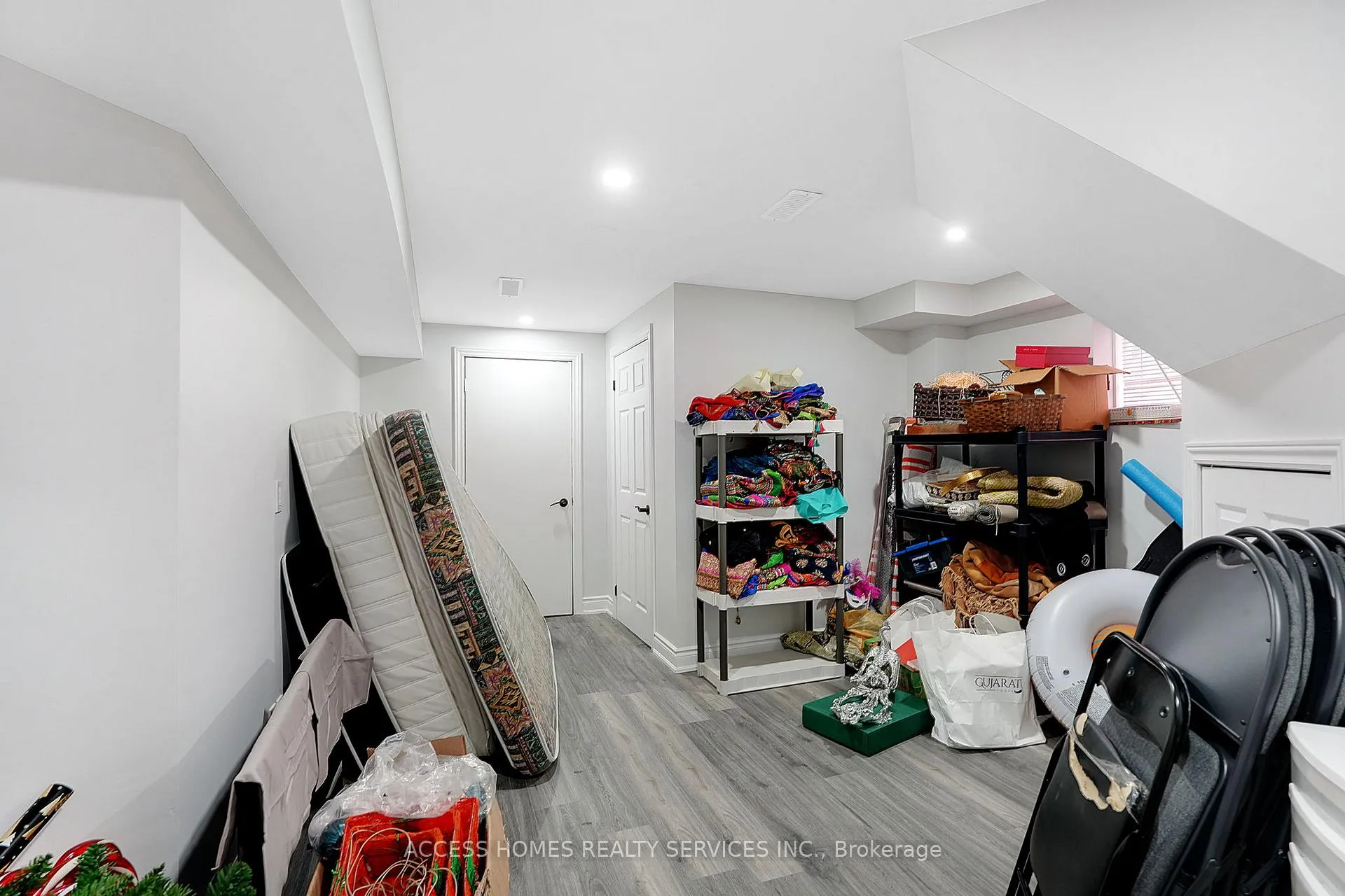 Photo 35 of 14 Fahey Drive, Brampton, Bram West — HOMEH