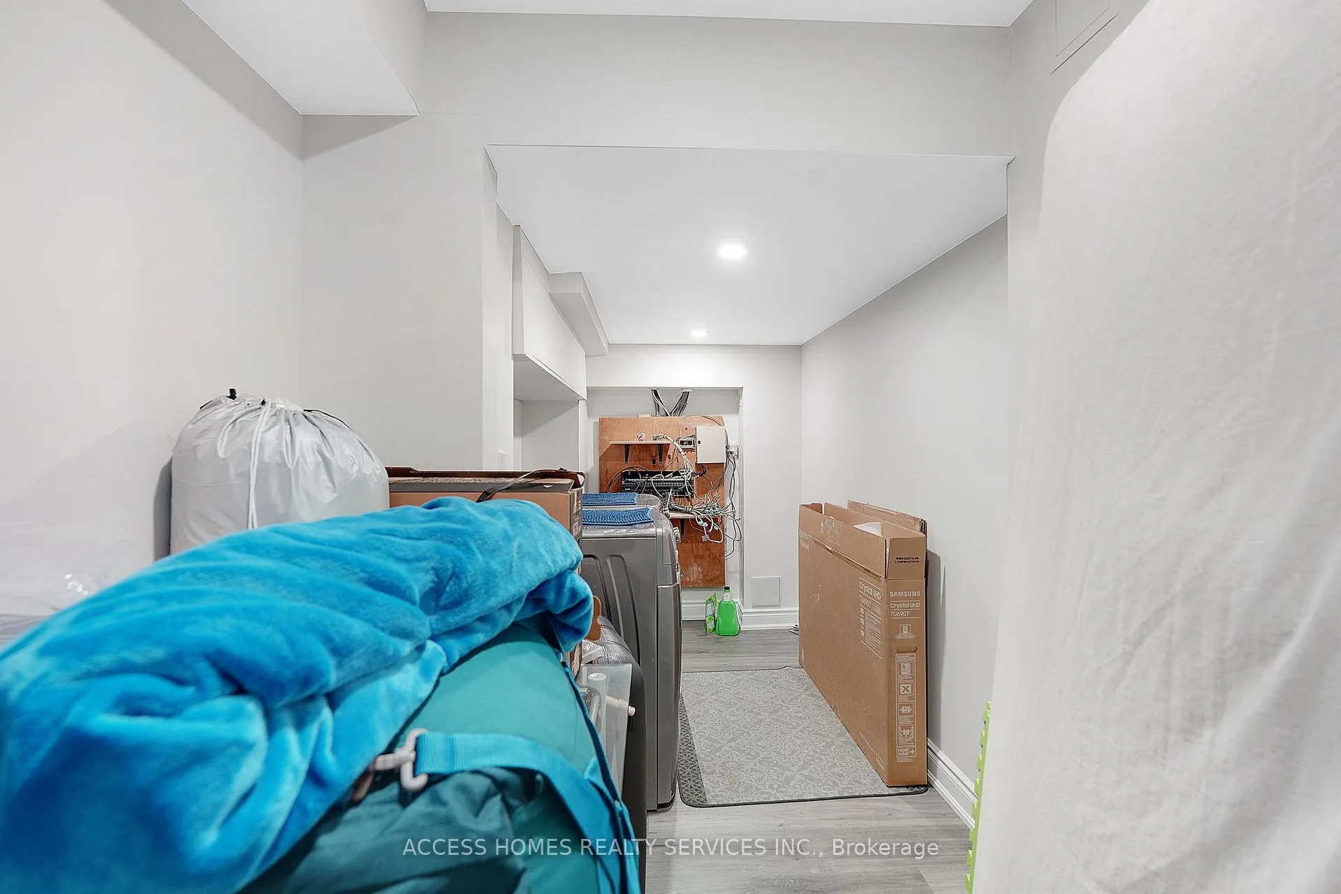 Photo 36 of 14 Fahey Drive, Brampton, Bram West — HOMEH