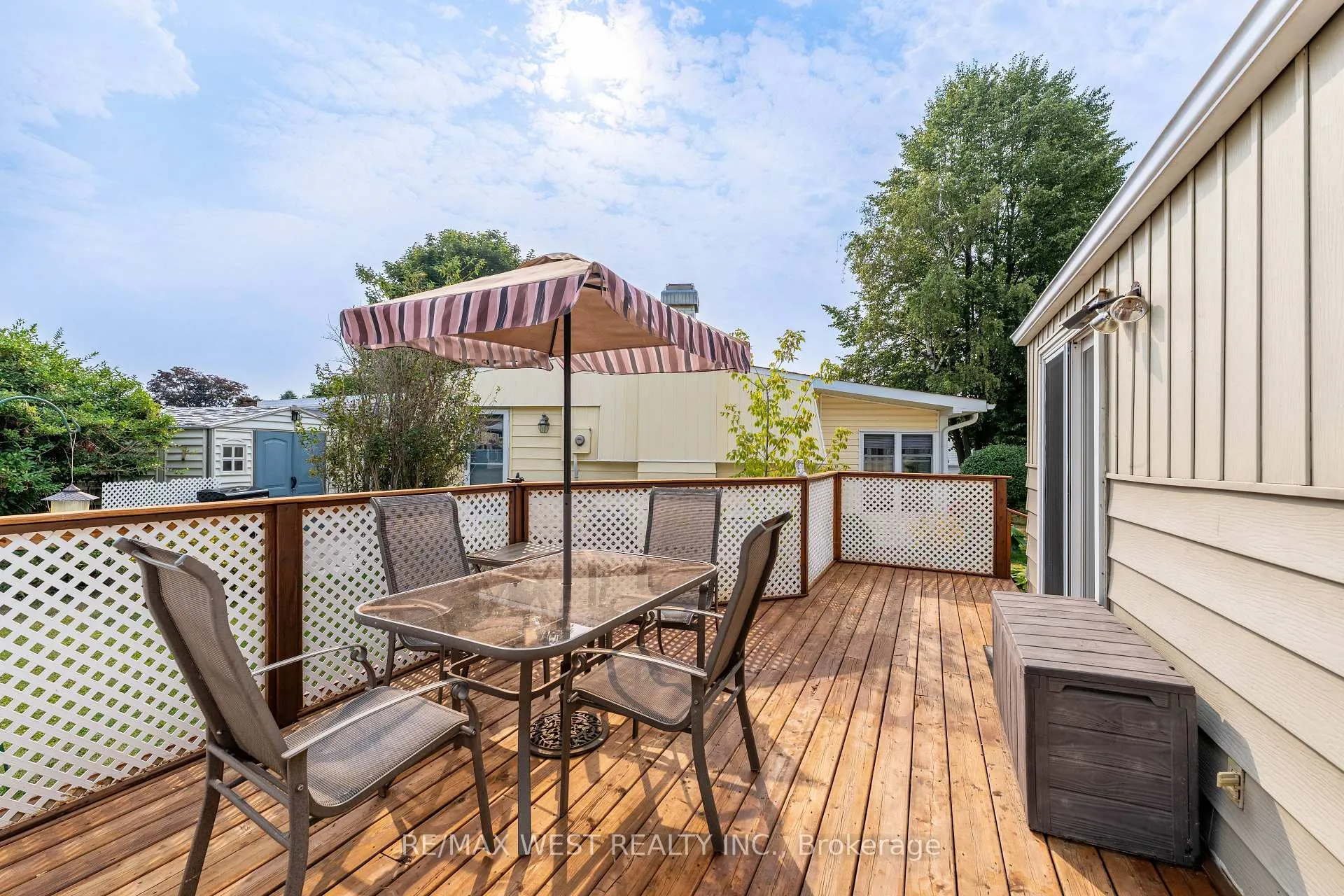 Photo 7 of 16 Wheelhouse Drive, Clarington, Bowmanville — HOMEH