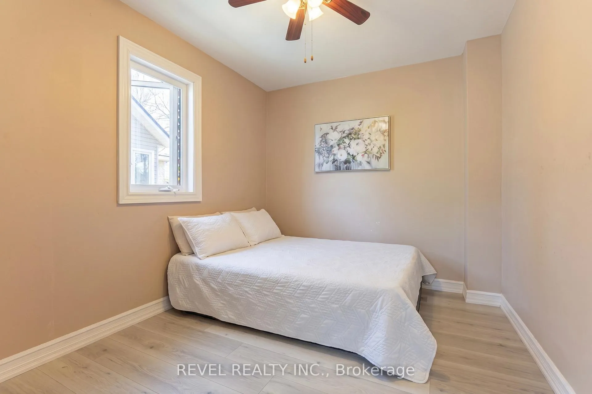 Photo 8 of 241 Annis Street, Oshawa, Lakeview — HOMEH