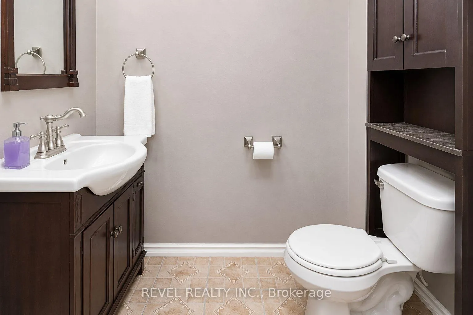 Photo 10 of 241 Annis Street, Oshawa, Lakeview — HOMEH