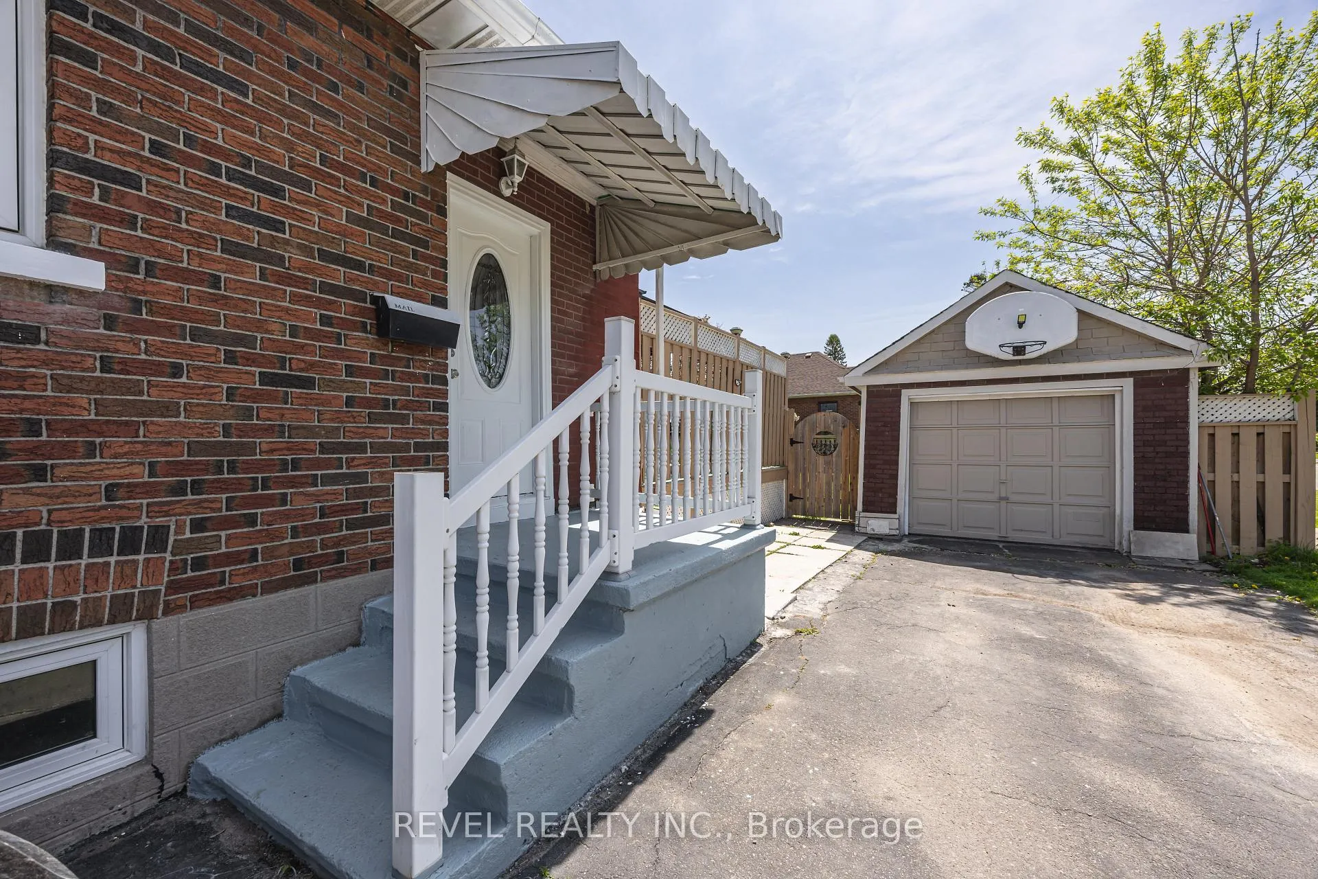 Photo 28 of 241 Annis Street, Oshawa, Lakeview — HOMEH
