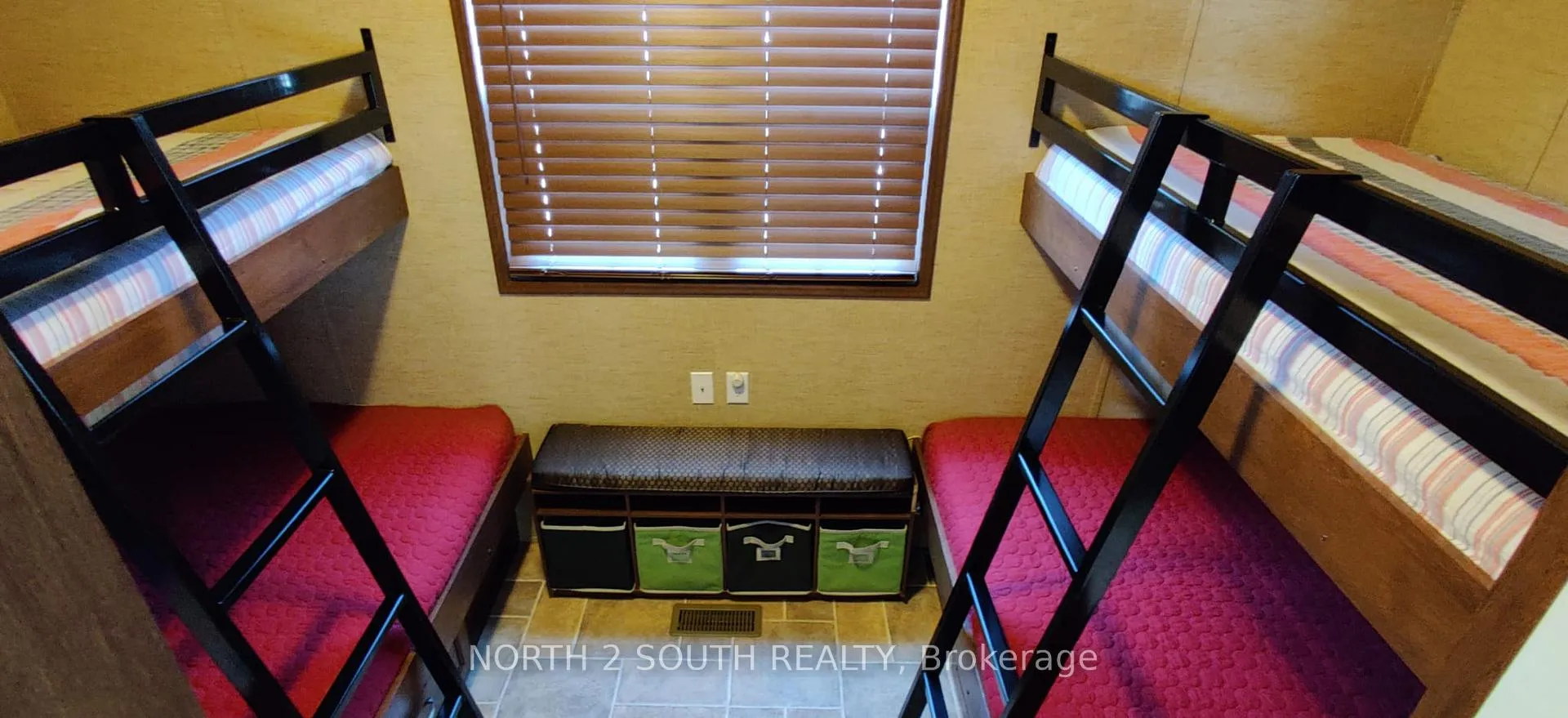 Photo 11 of 65 Hickory Lane, Port Colborne, Bethel — HOMEH