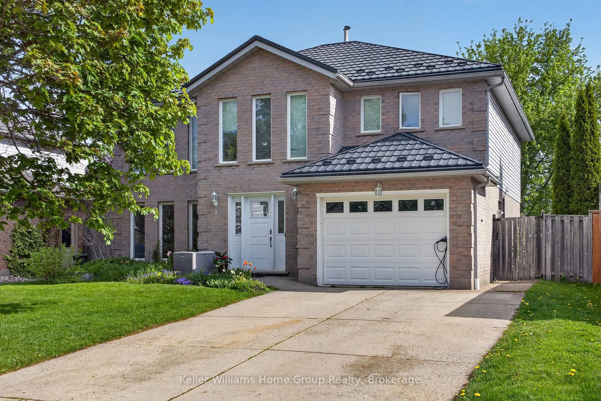 Photo 1 of 42 Freshmeadow Way, Guelph, Willow West/Sugarbush/West Acres — HOMEH