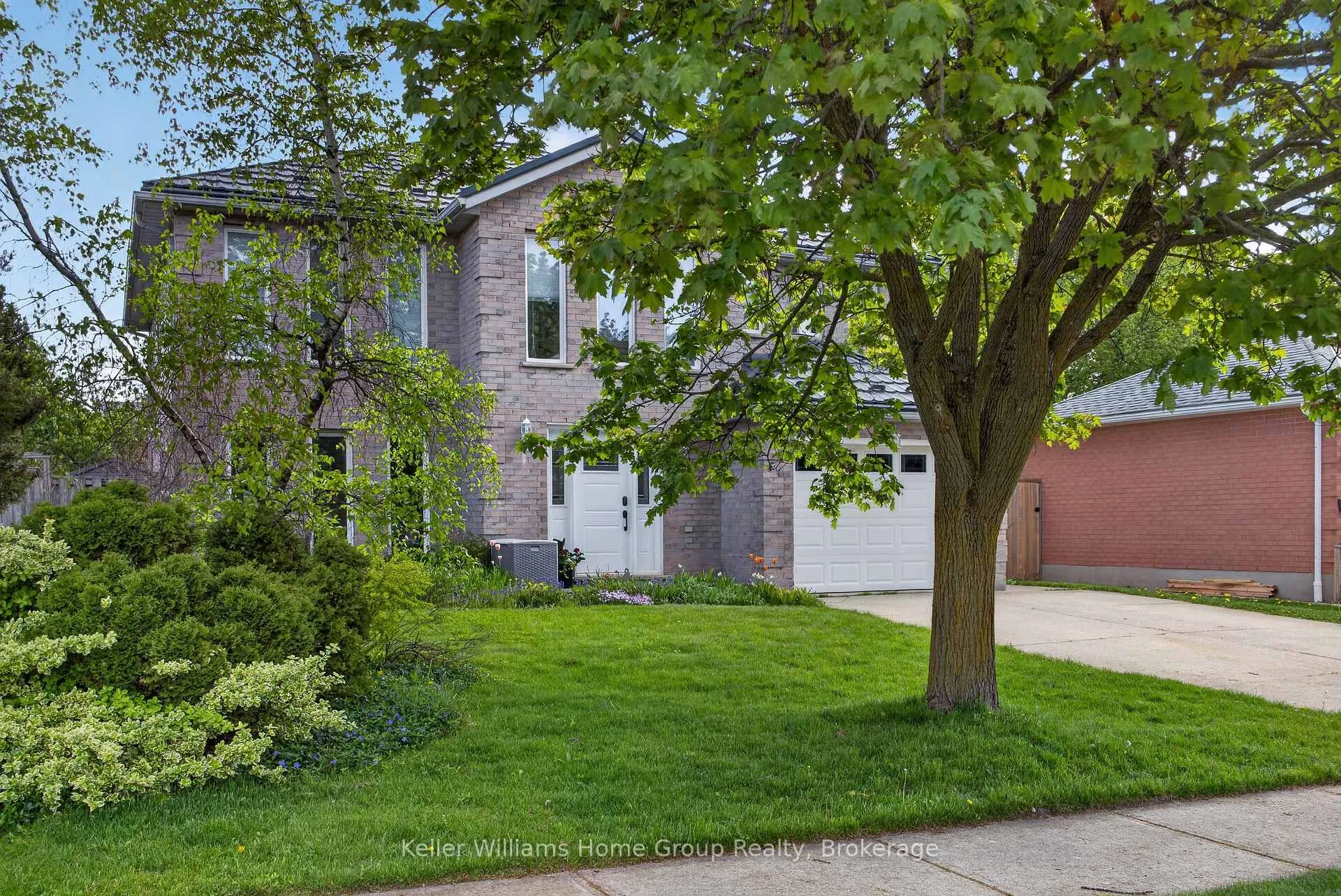 Photo 3 of 42 Freshmeadow Way, Guelph, Willow West/Sugarbush/West Acres — HOMEH