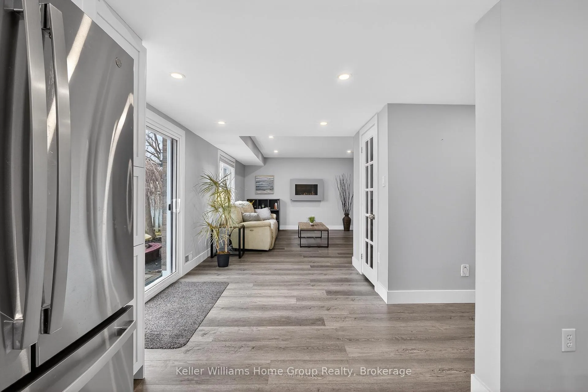 Photo 12 of 42 Freshmeadow Way, Guelph, Willow West/Sugarbush/West Acres — HOMEH