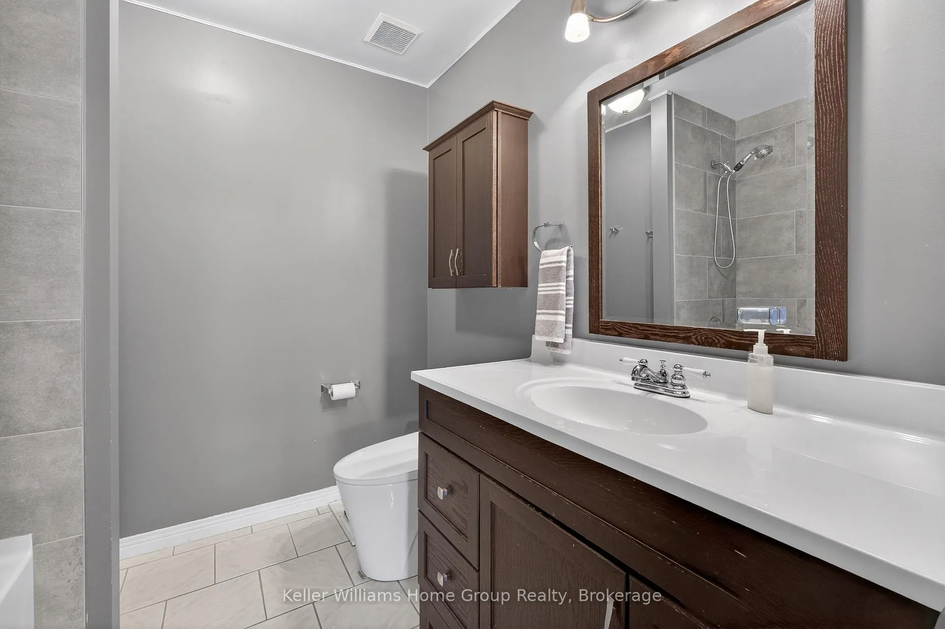 Photo 33 of 42 Freshmeadow Way, Guelph, Willow West/Sugarbush/West Acres — HOMEH