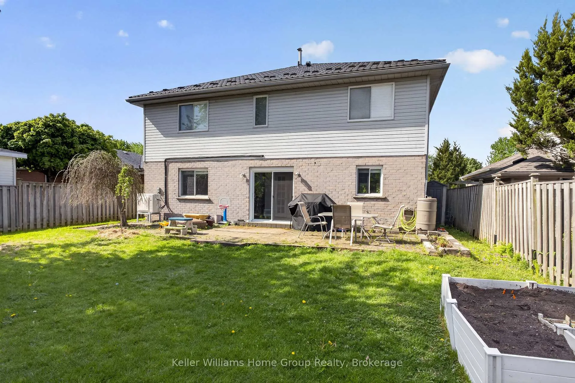 Photo 41 of 42 Freshmeadow Way, Guelph, Willow West/Sugarbush/West Acres — HOMEH