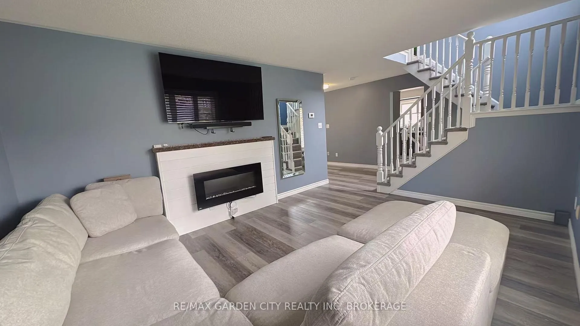 Photo 7 of 43 Westland Street, St. Catharines, Rykert/Vansickle — HOMEH