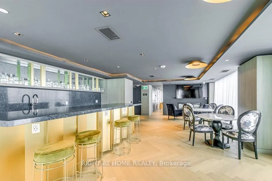 Photo 19 of Unit 101, 405 Dundas Street W, Oakville, Glenorchy — HOMEH