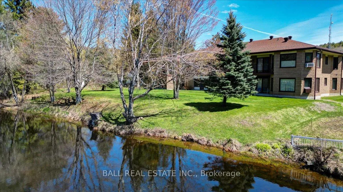 Photo 2 of Unit Unit #202, 16 Alice Street, Bancroft, Bancroft Ward — HOMEH