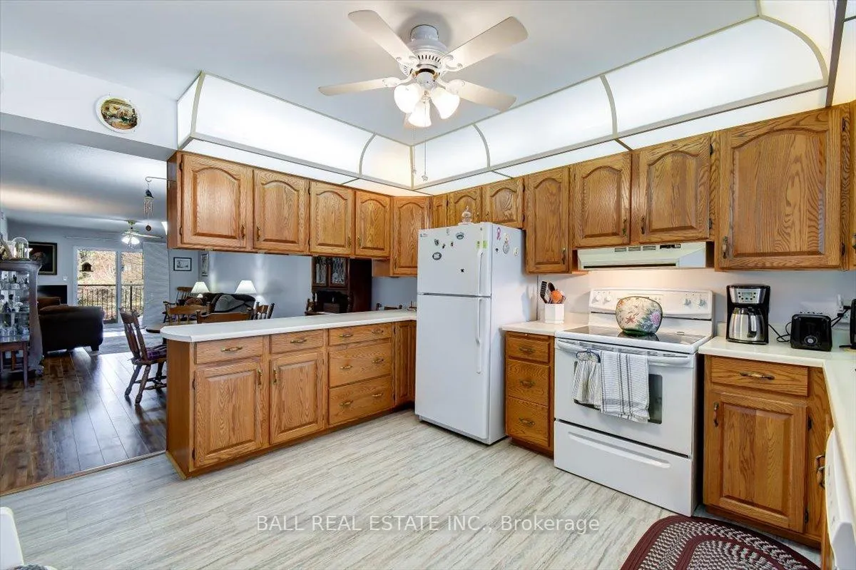 Photo 5 of Unit Unit #202, 16 Alice Street, Bancroft, Bancroft Ward — HOMEH