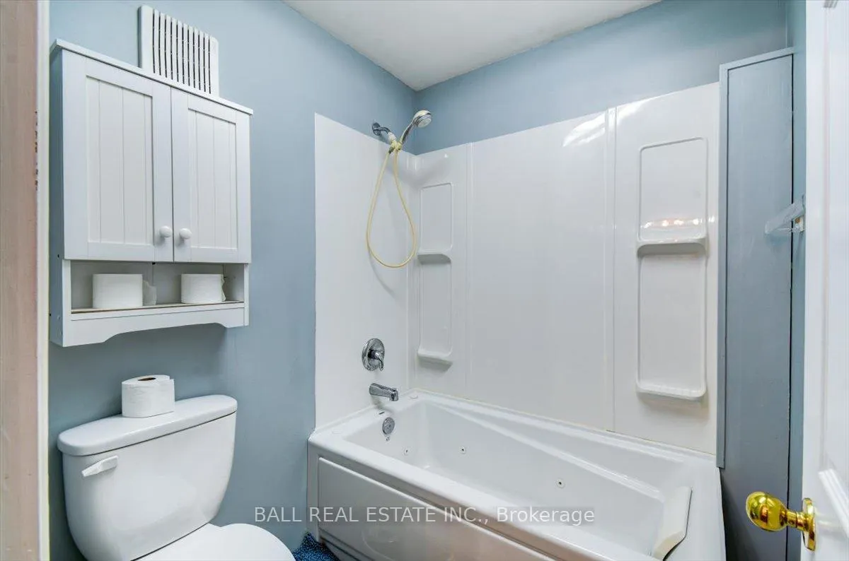 Photo 17 of Unit Unit #202, 16 Alice Street, Bancroft, Bancroft Ward — HOMEH