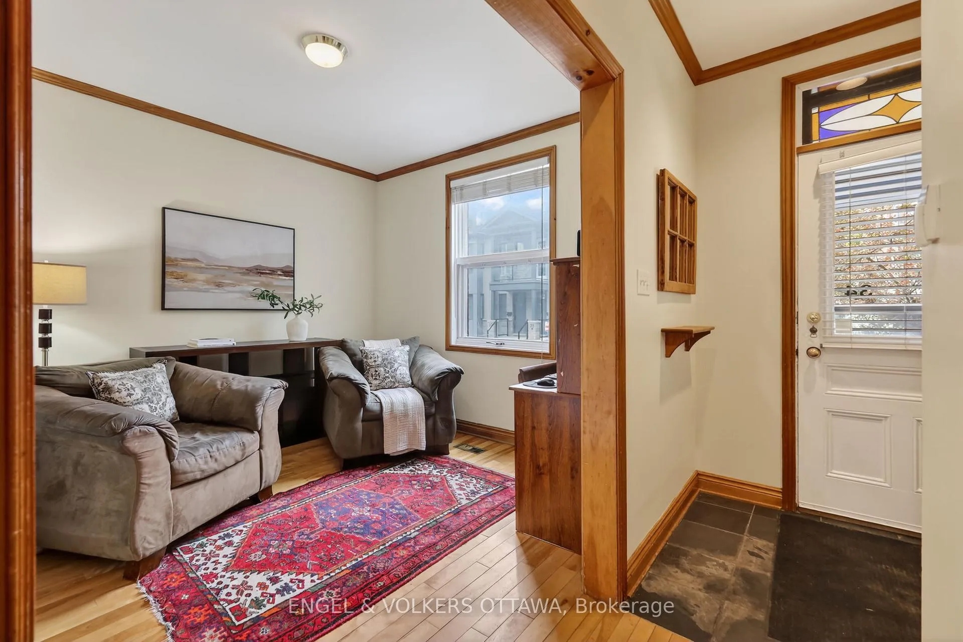 Photo 3 of 34 Ella Street, Ottawa, Glebe — HOMEH