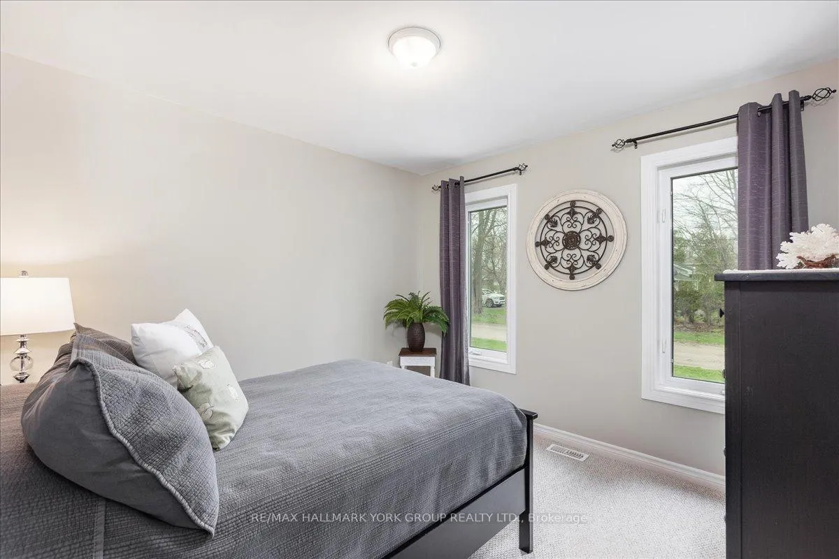 Photo 23 of 94 Riverview Beach Road, Georgina, Pefferlaw — HOMEH