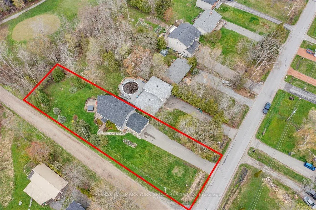 Photo 37 of 94 Riverview Beach Road, Georgina, Pefferlaw — HOMEH