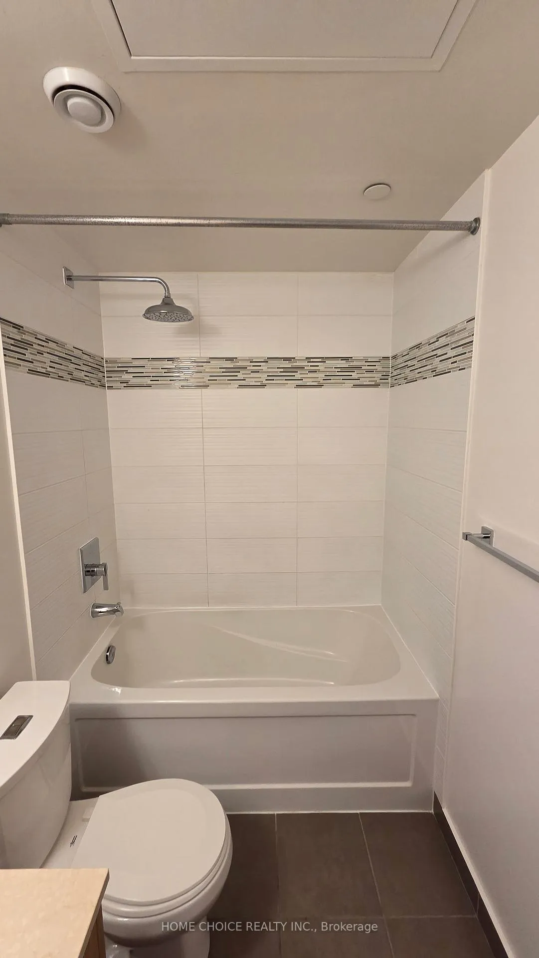 Photo 15 of Unit PH103, 7165 Yonge Street, Markham, Grandview — HOMEH