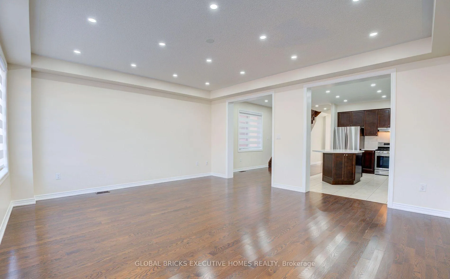 Photo 13 of 33 Antibes Drive, Brampton, Credit Valley — HOMEH