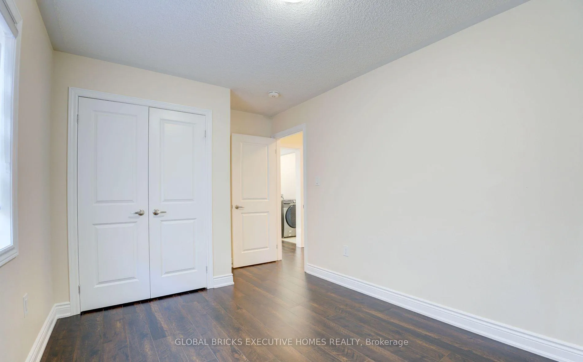 Photo 29 of 33 Antibes Drive, Brampton, Credit Valley — HOMEH