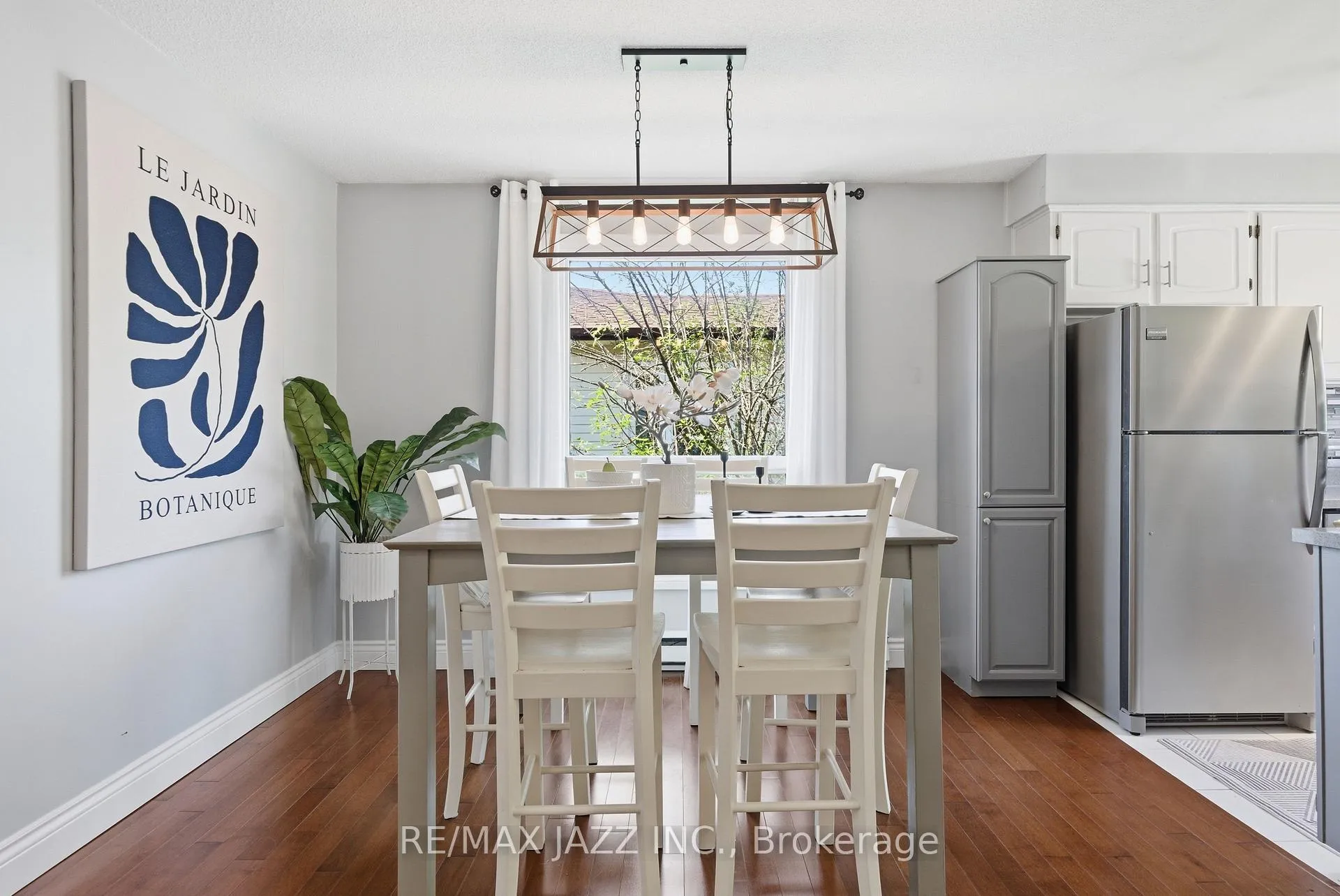 Photo 6 of 50 Hartsfield Drive, Clarington, Courtice — HOMEH
