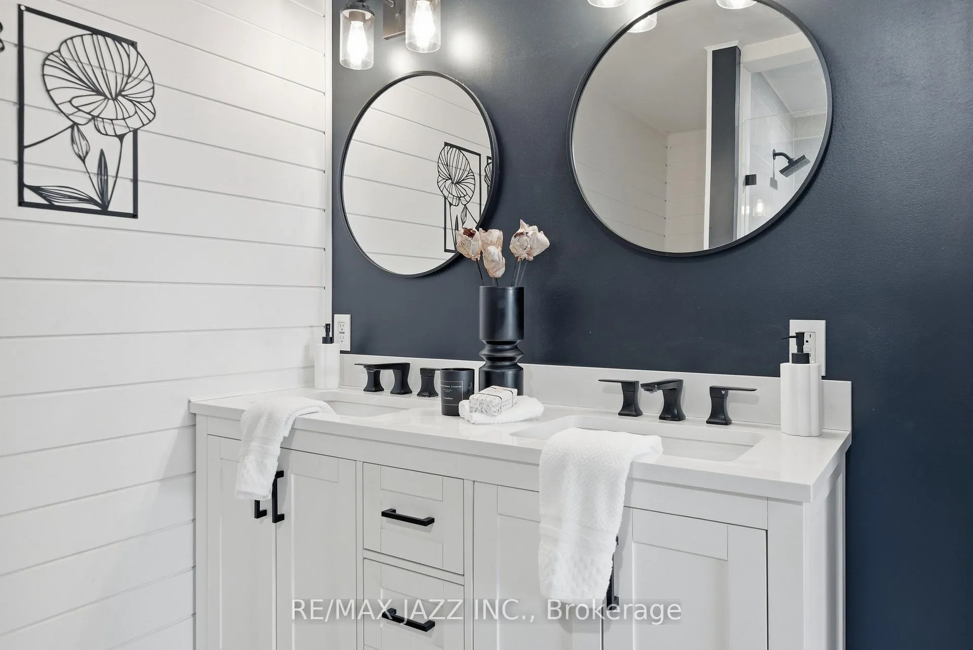 Photo 14 of 50 Hartsfield Drive, Clarington, Courtice — HOMEH