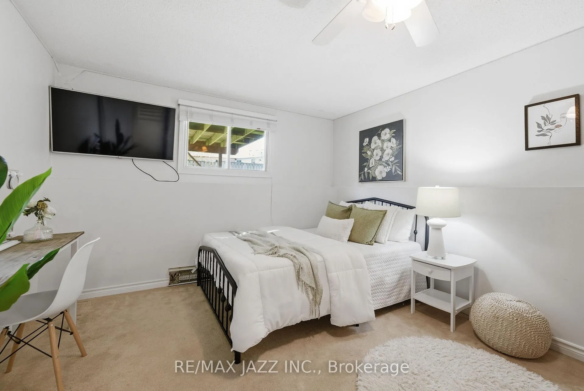 Photo 25 of 50 Hartsfield Drive, Clarington, Courtice — HOMEH