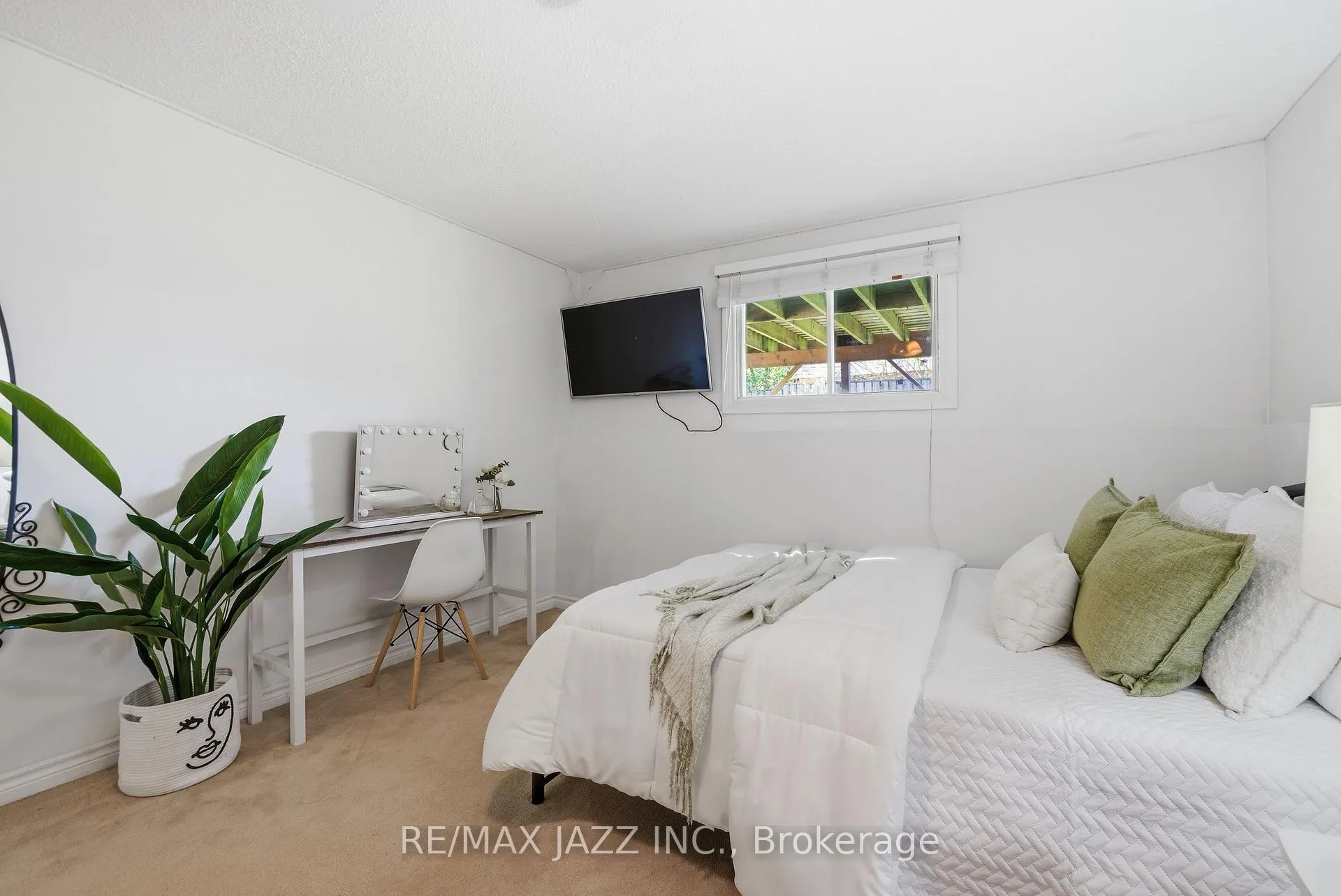 Photo 26 of 50 Hartsfield Drive, Clarington, Courtice — HOMEH