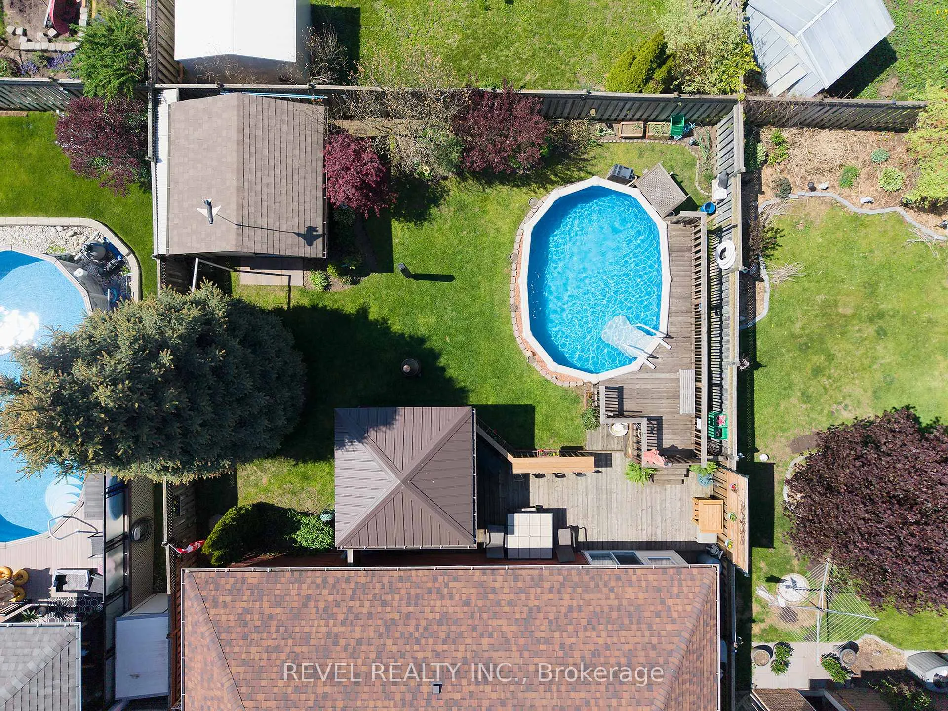 Photo 31 of 25 Maplecrest Lane, Brantford — HOMEH