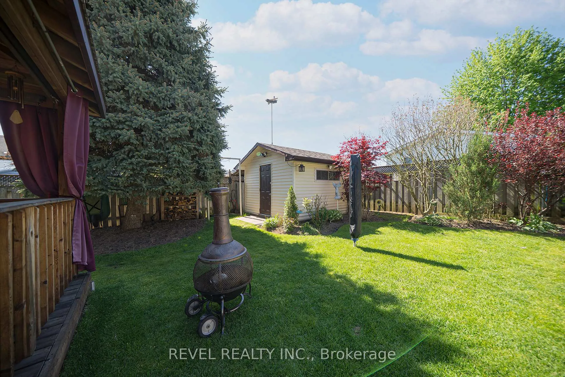 Photo 35 of 25 Maplecrest Lane, Brantford — HOMEH