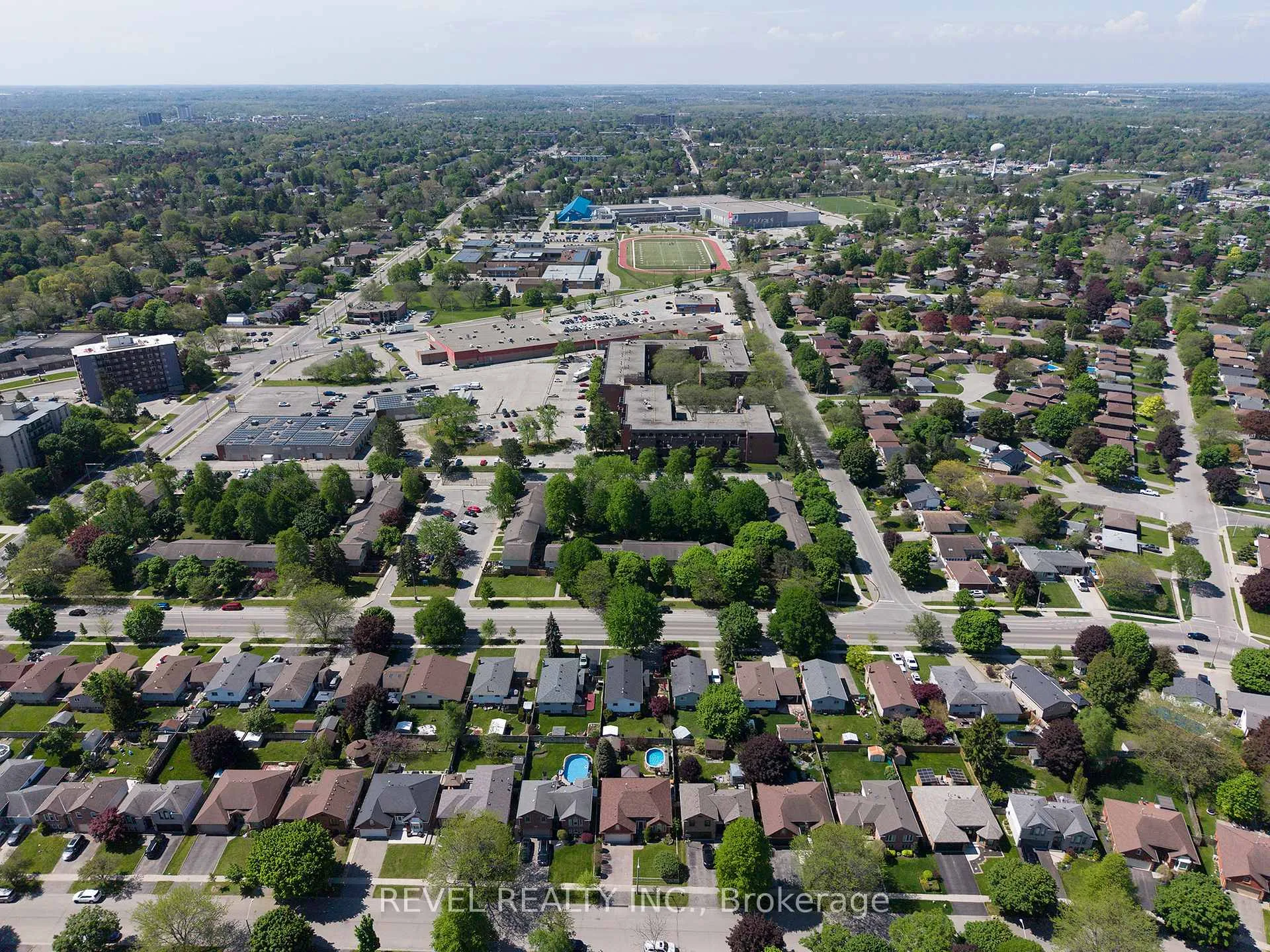 Photo 42 of 25 Maplecrest Lane, Brantford — HOMEH