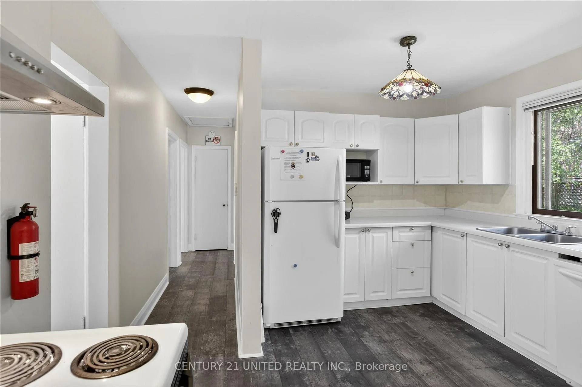 Photo 15 of 818 Rishor Crescent, Peterborough, Northcrest Ward 5 — HOMEH