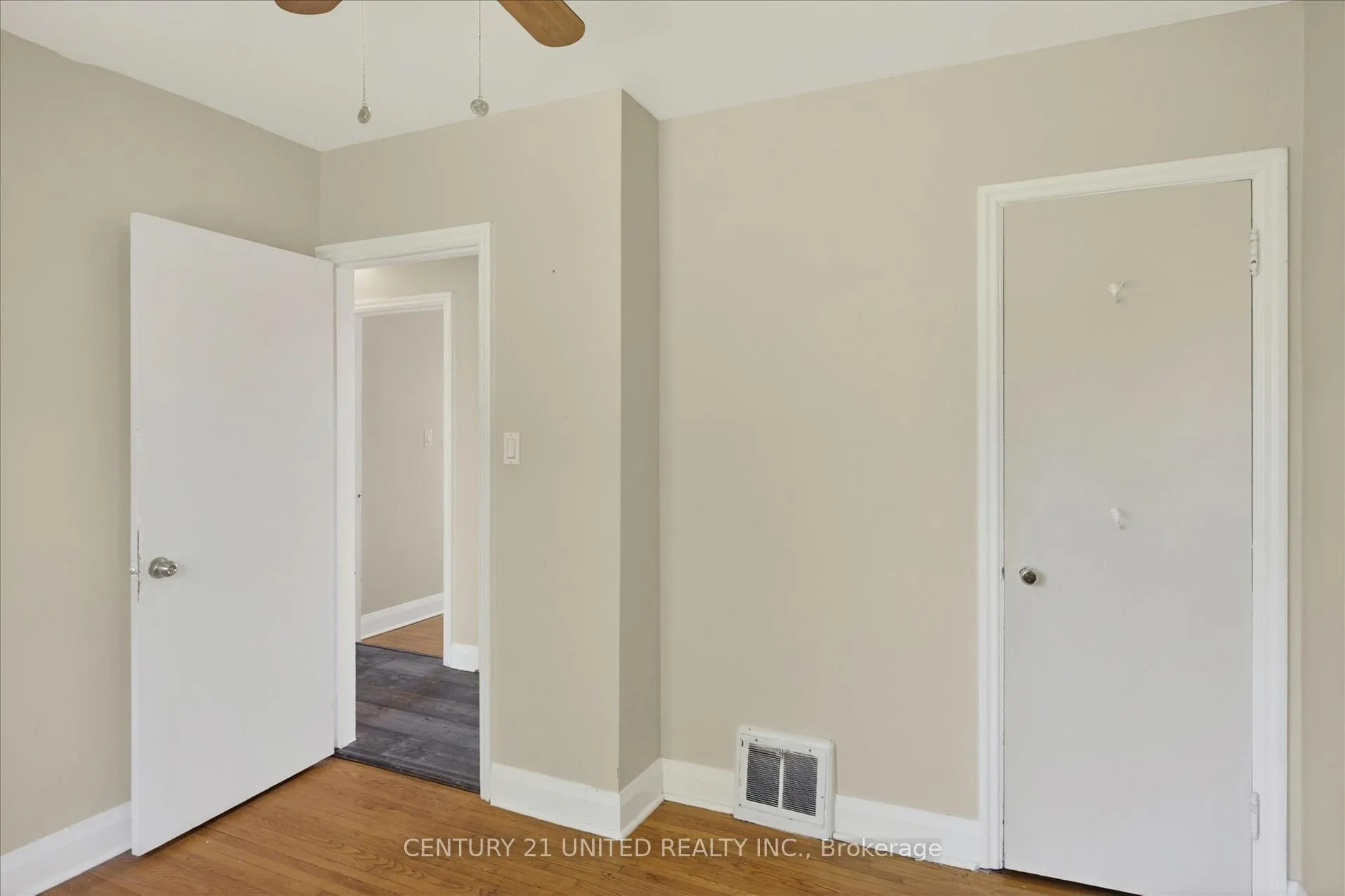 Photo 26 of 818 Rishor Crescent, Peterborough, Northcrest Ward 5 — HOMEH