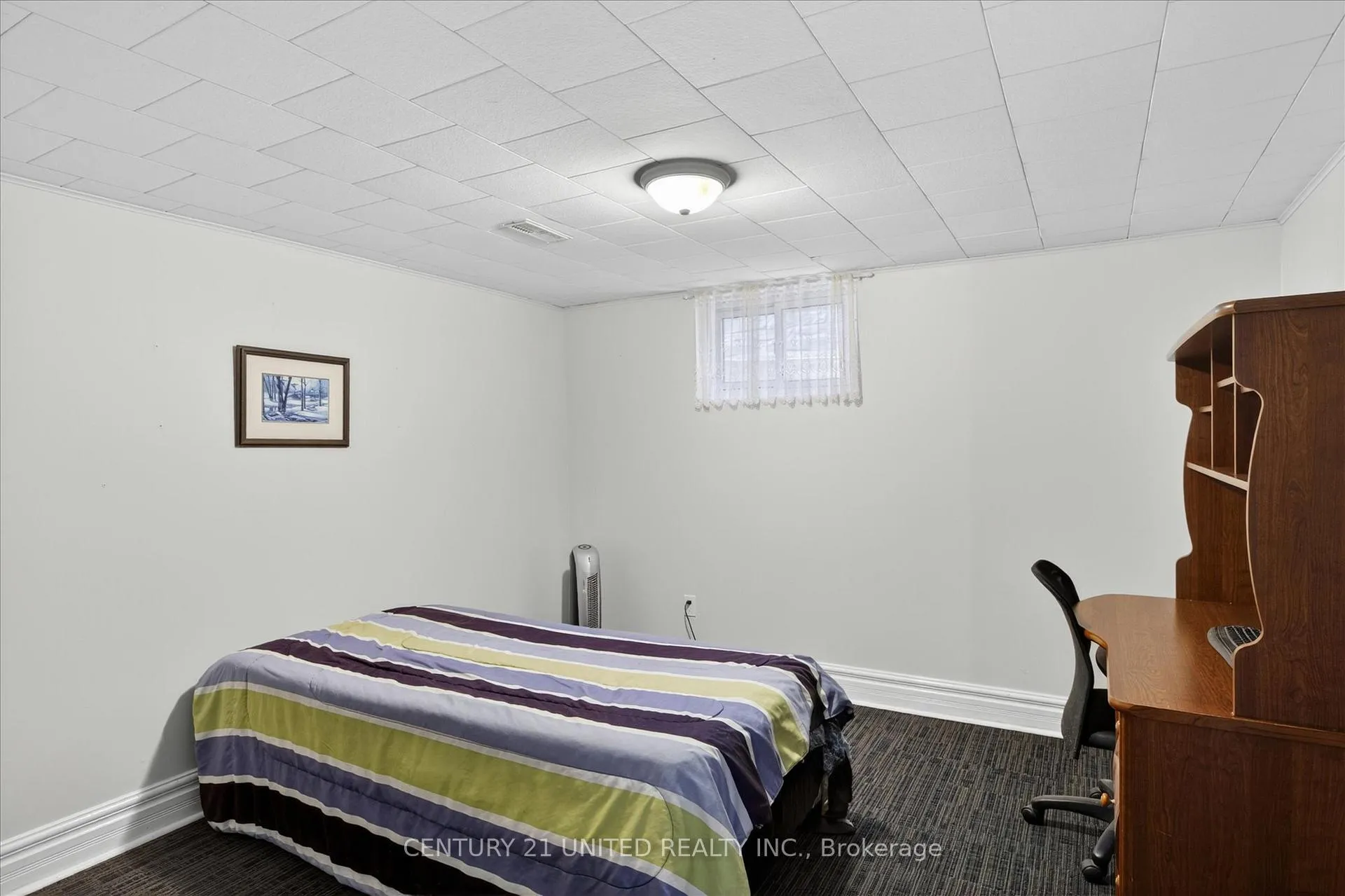 Photo 34 of 818 Rishor Crescent, Peterborough, Northcrest Ward 5 — HOMEH